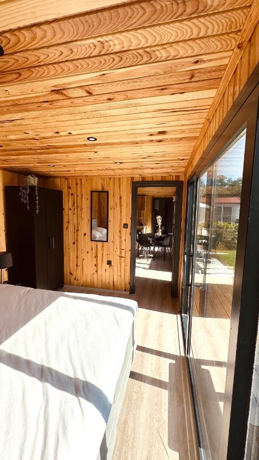 Luxe Tiny House Bij Het Leekstermeer Matsloot Exterior foto